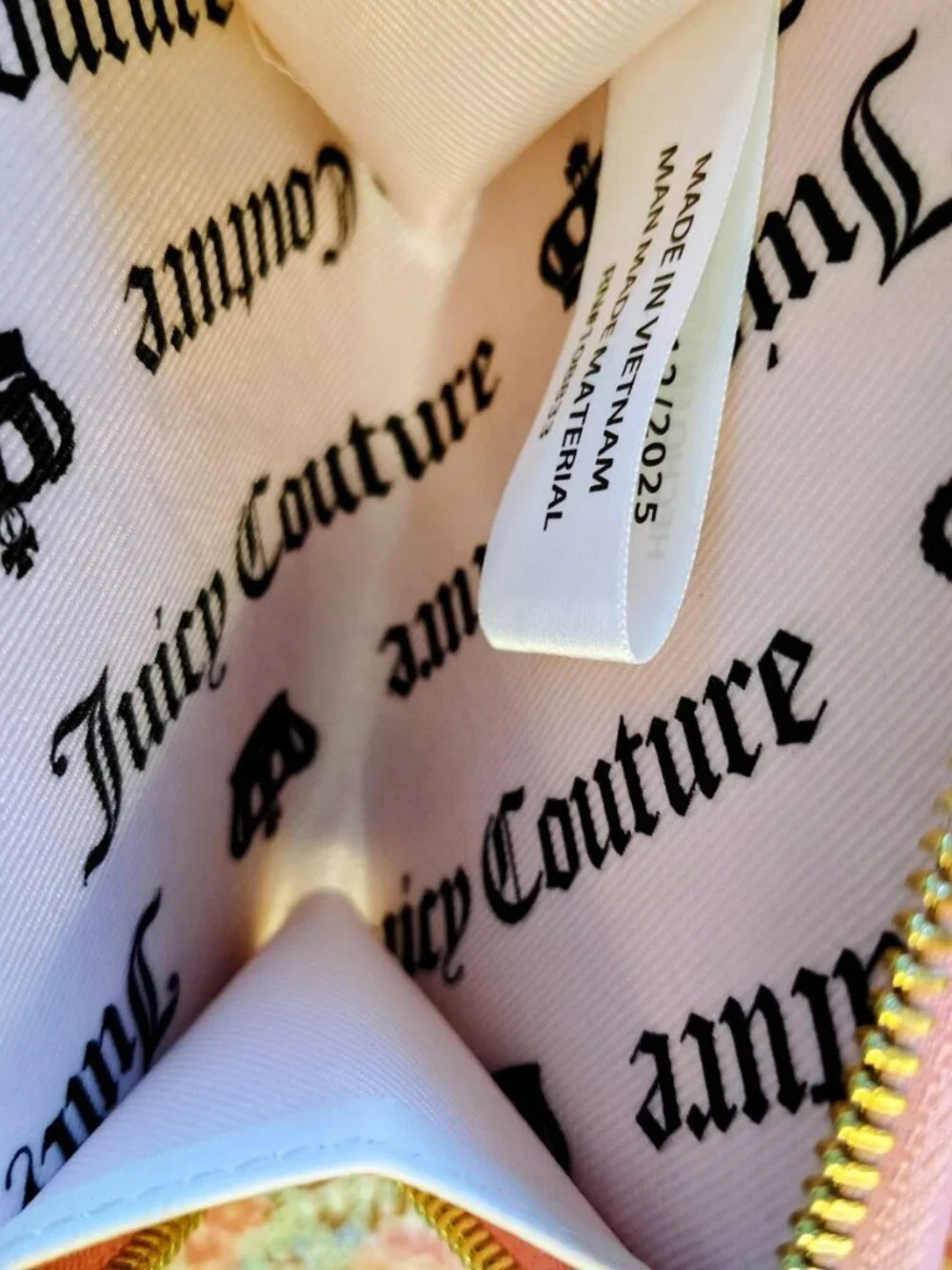 Juicy Couture Exclusive pink cherry blossom wallet Wristlet NWT